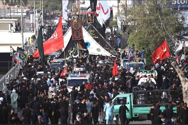 پاکستان بھر میں یومِ عاشور کے جلوس و عزداری جاری / سیکیورٹی کے سخت انتظامات
