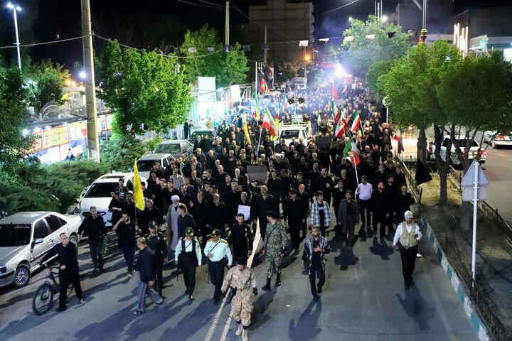 تصاویر/ تداوم اجتماع خون‌خواهی امام شهید در ابهر