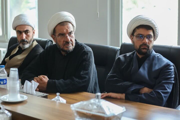 تصاویر/ چهل و سومین جلسه قرارگاه مردمی رهبر شهید