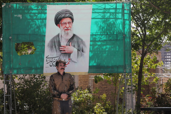 تصاویر/ مراسم سنتی گل مالی عزاداری عاشورای حسینی لرستانی های مقیم قم