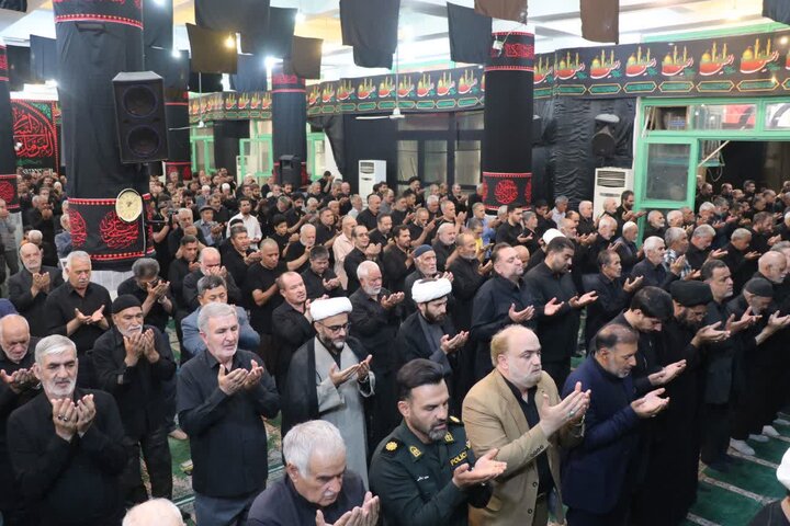 تصاویر/ برگزاری نماز عبادی سیاسی جمعه در قرچک