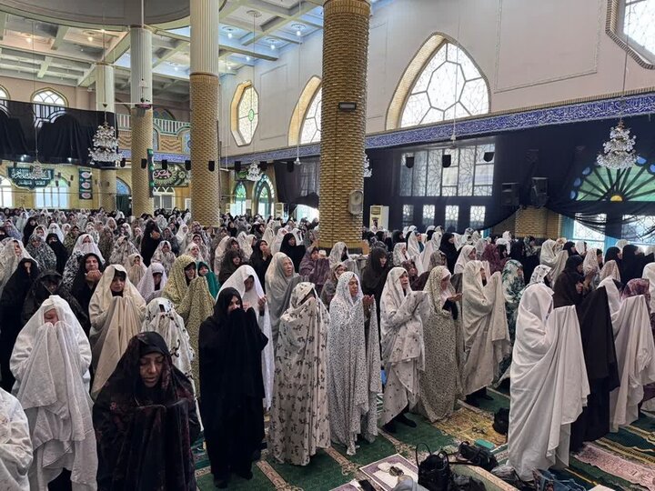 تصاویر/ برگزاری نماز عبادی سیاسی جمعه در قرچک