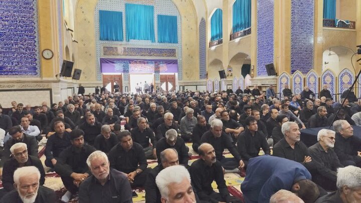 تصاویر/ اقامه نمازجمعه شهر بم