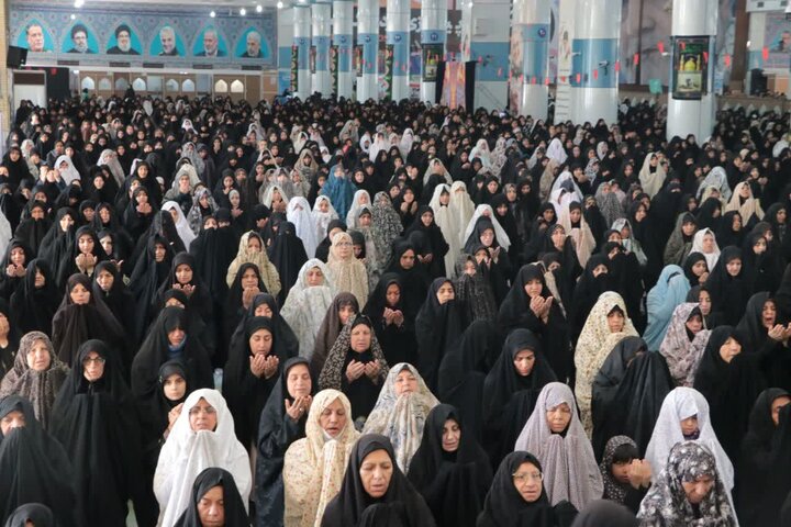 تصاویر/ اقامه نمازجمعه شهر کرمان