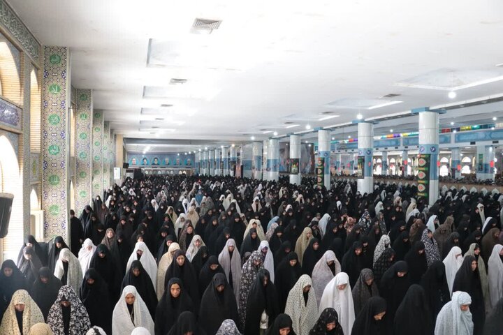 تصاویر/ اقامه نمازجمعه شهر کرمان
