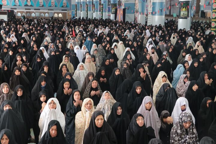 تصاویر/ اقامه نمازجمعه شهر کرمان