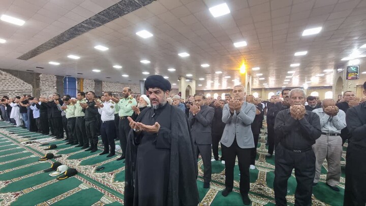 نماز جمعه گناوه به روایت تصویر