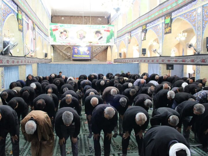 تصاویر/ اقامه نمازجمعه شهر راین