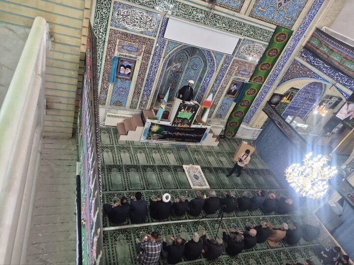 تصاویر/ اقامه نمازجمعه شهر راین
