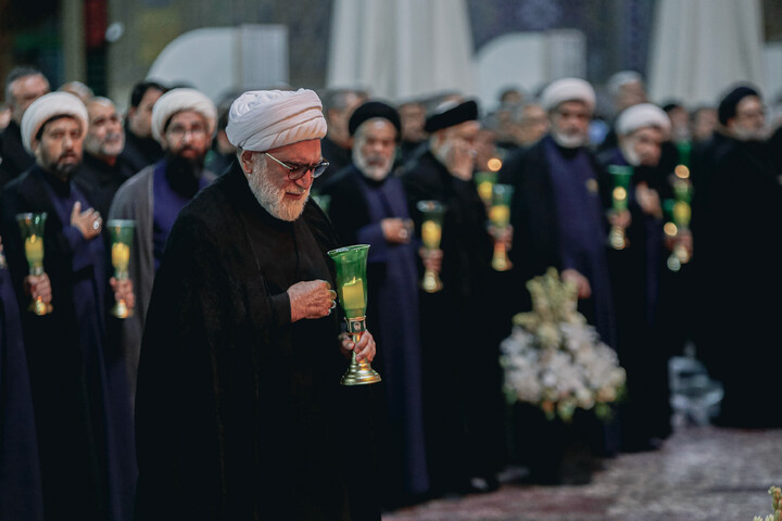 تصاویر/ مراسم شام غریبان امام حسین (علیه‌السلام) در حرم مطهر رضوی