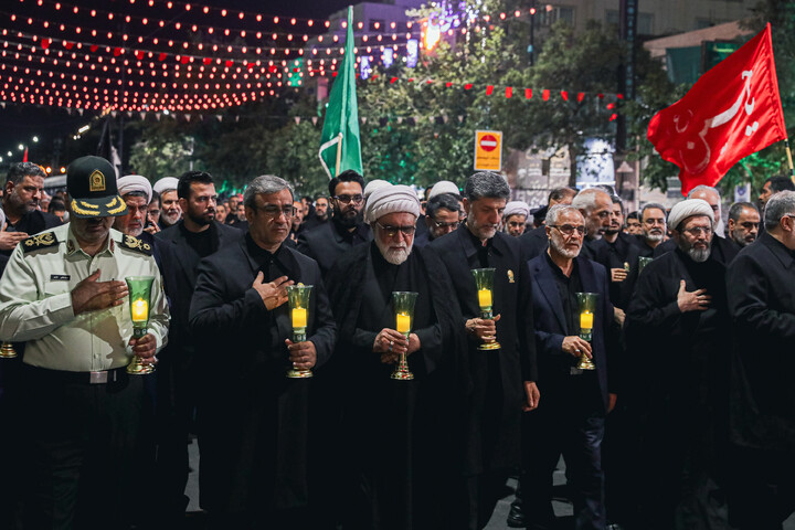 تصاویر/ مراسم شام غریبان امام حسین (علیه‌السلام) در حرم مطهر رضوی