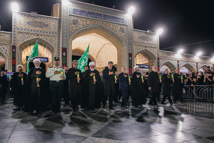 تصاویر/ مراسم شام غریبان امام حسین (علیه‌السلام) در حرم مطهر رضوی