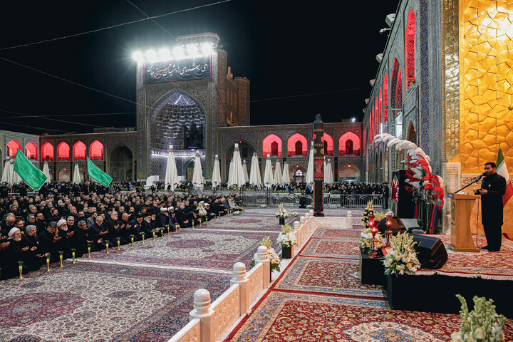 تصاویر/ مراسم شام غریبان امام حسین (علیه‌السلام) در حرم مطهر رضوی