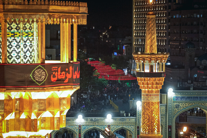 تصاویر/ مراسم شام غریبان امام حسین (علیه‌السلام) در حرم مطهر رضوی