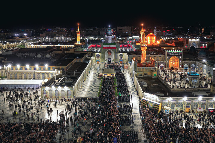 تصاویر/ مراسم شام غریبان امام حسین (علیه‌السلام) در حرم مطهر رضوی