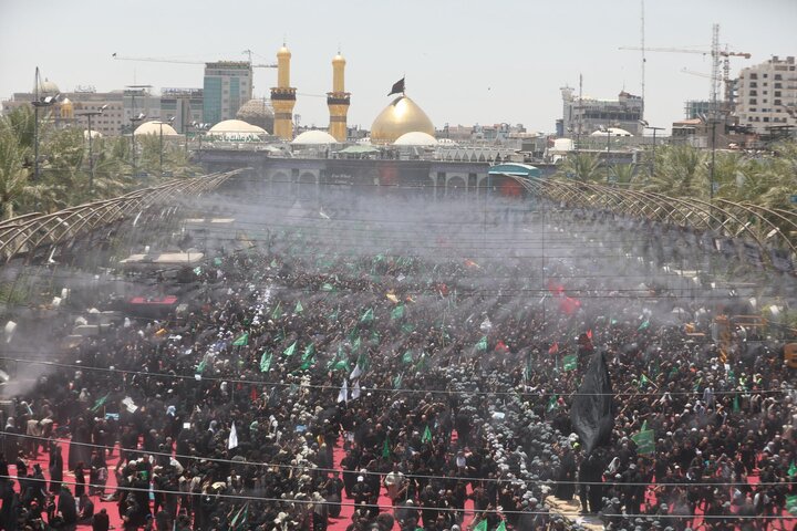 ملايين المعزّين يشاركون في "ركضة طويريج" في كربلاء