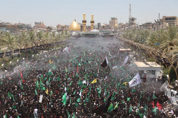 ملايين المعزّين يشاركون في "ركضة طويريج" في كربلاء