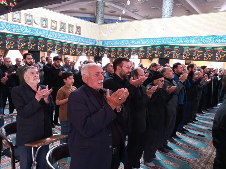 تصاویر/ برگزاری نماز عبادی سیاسی جمعه در ورزقان
