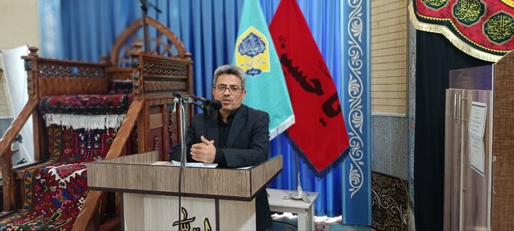 تصاویر/ برگزاری نماز عبادی سیاسی جمعه در ورزقان