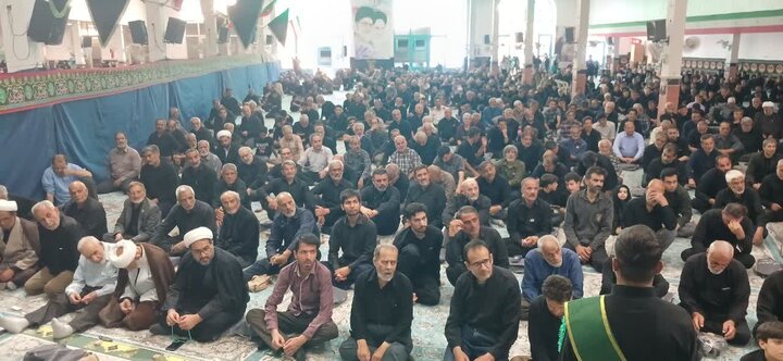 تصاویر/ نمازعبادی سیاسی جمعه آران وبیدگل