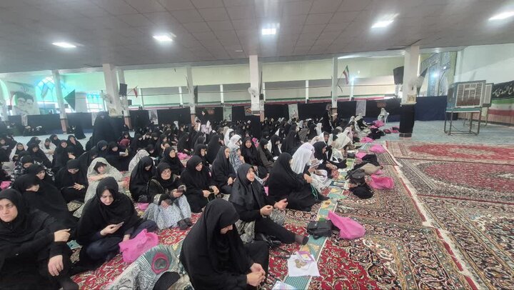 تصاویر/ نمازعبادی سیاسی جمعه آران وبیدگل