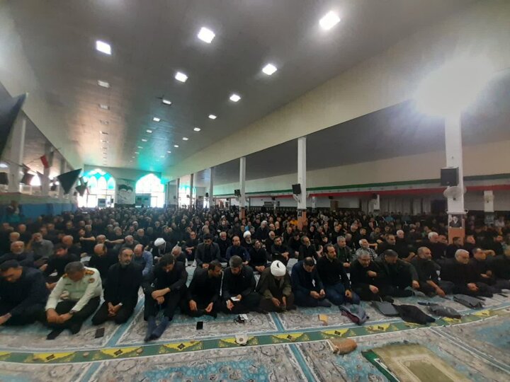 تصاویر/ نمازعبادی سیاسی جمعه آران وبیدگل