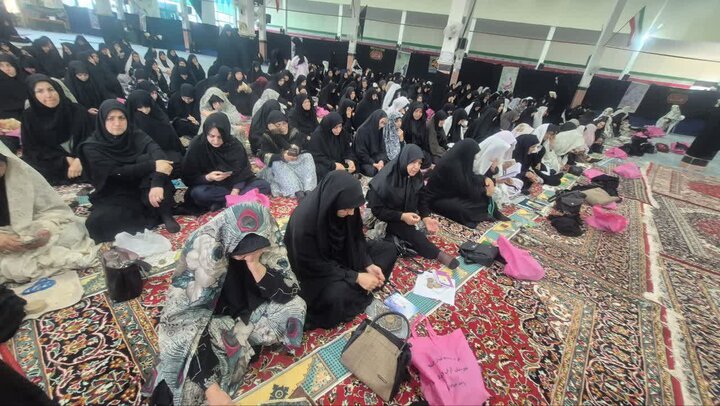 تصاویر/ نمازعبادی سیاسی جمعه آران وبیدگل