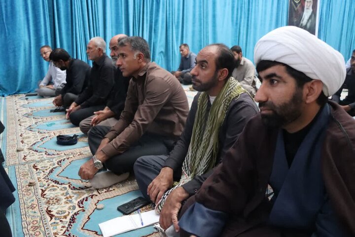 تصاویر/ اقامه نمازجمعه شهر قلعه گنج