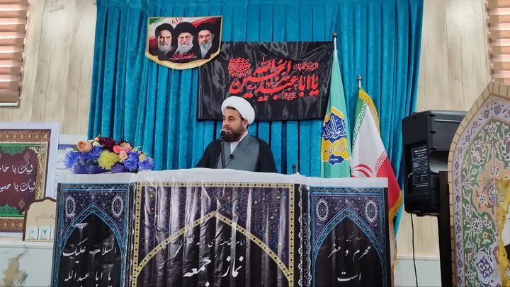 تصاویر/ اقامه نمازجمعه شهر منوجان