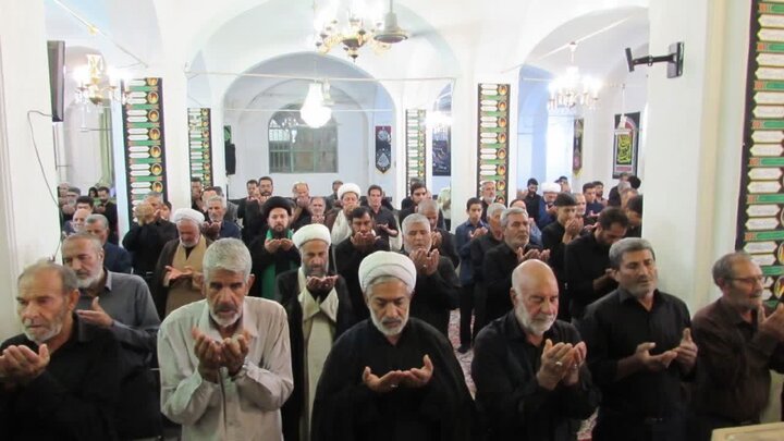 تصاویر/ اقامه نمازجمعه شهر کاظم آباد