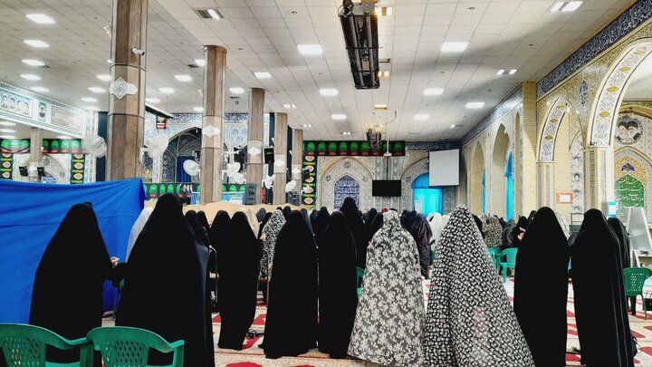 تصاویر/ اقامه نمازجمعه شهر باغین