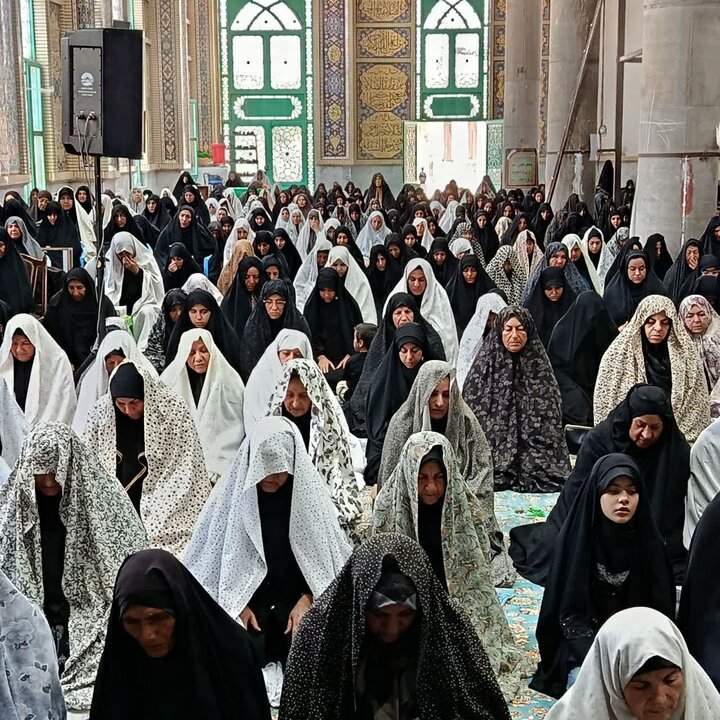 تصاویر/ اقامه نمازجمعه شهر بردسیر