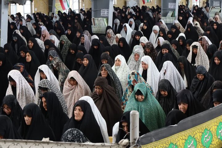 تصاویر/ اقامه نمازجمعه شهر بردسیر