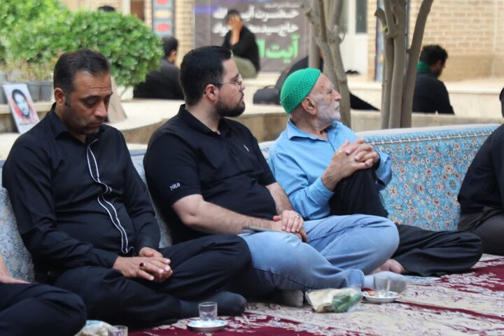 تصاویر/ یازدهمین روز مجلس عزاداری محرم (عاشورای حسینی) در حوزه علمیه استان یزد