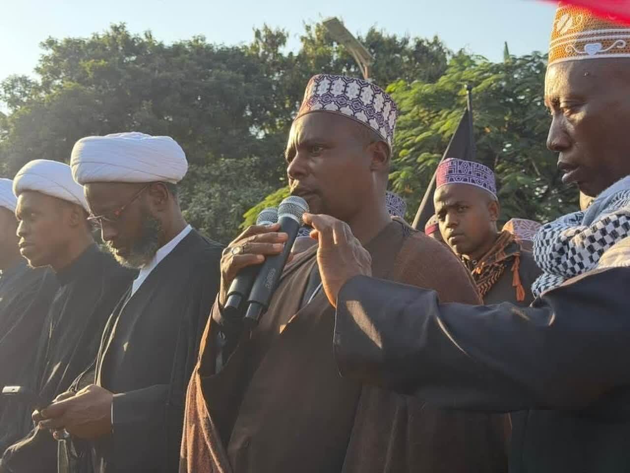 Vikao vya Maombolezo ya Imam Hussein (as) na Matembezi ya Amani Vyafanyika Mjini Moshi, Tanzania + Picha