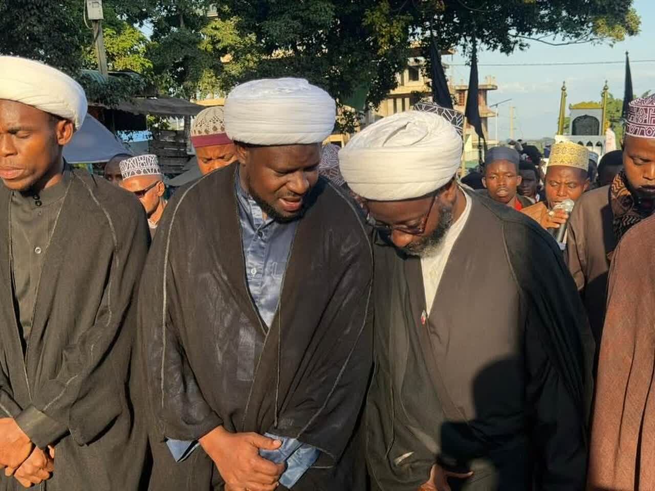 Vikao vya Maombolezo ya Imam Hussein (as) na Matembezi ya Amani Vyafanyika Mjini Moshi, Tanzania + Picha