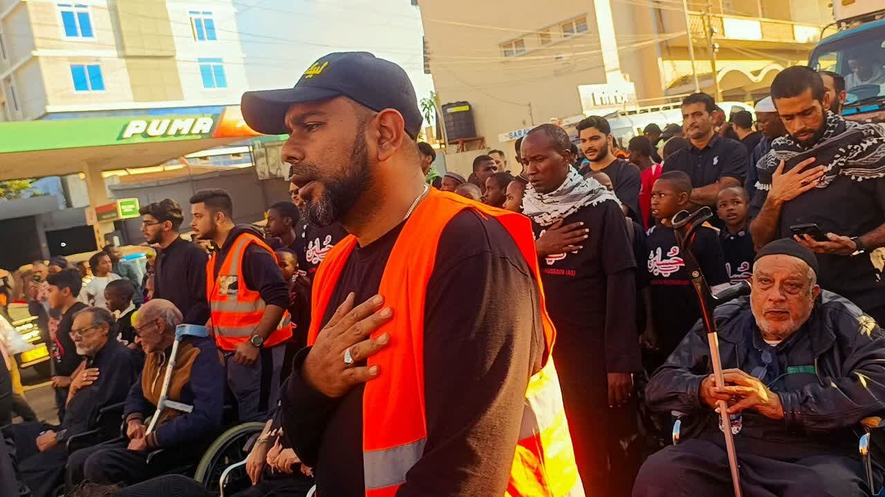 Matembezi ya Amani ya Kumuenzi Imam Hussein (as) Yafanyika Jijini Arusha + Picha