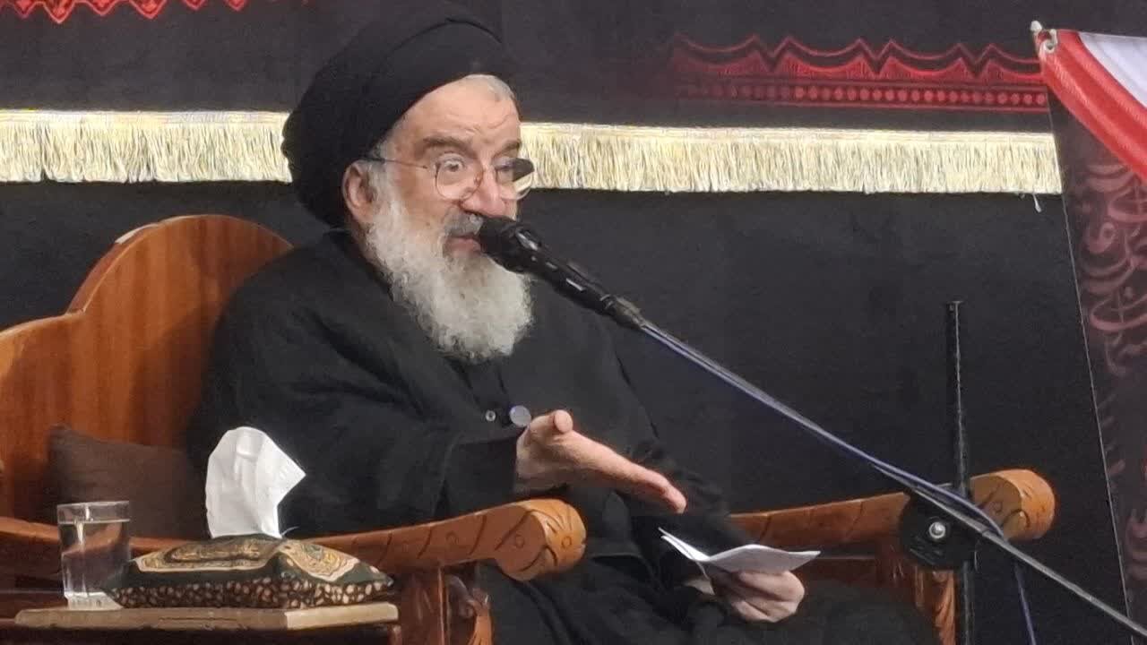 رهبر انقلاب بر مواضع ایران در مذاکرات، نظارت دقیق دارند
