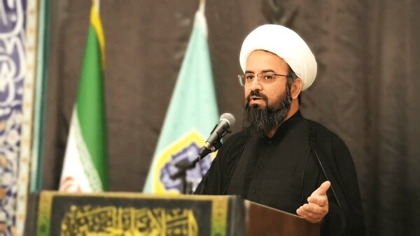 دشمن دنبال خالی کردن خیابان از مردم مطالبه‌گر است