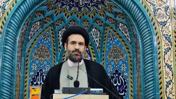 ملت ایران با الگوگیری از مکتب عاشورا در برابر دشمنان ایستاده است