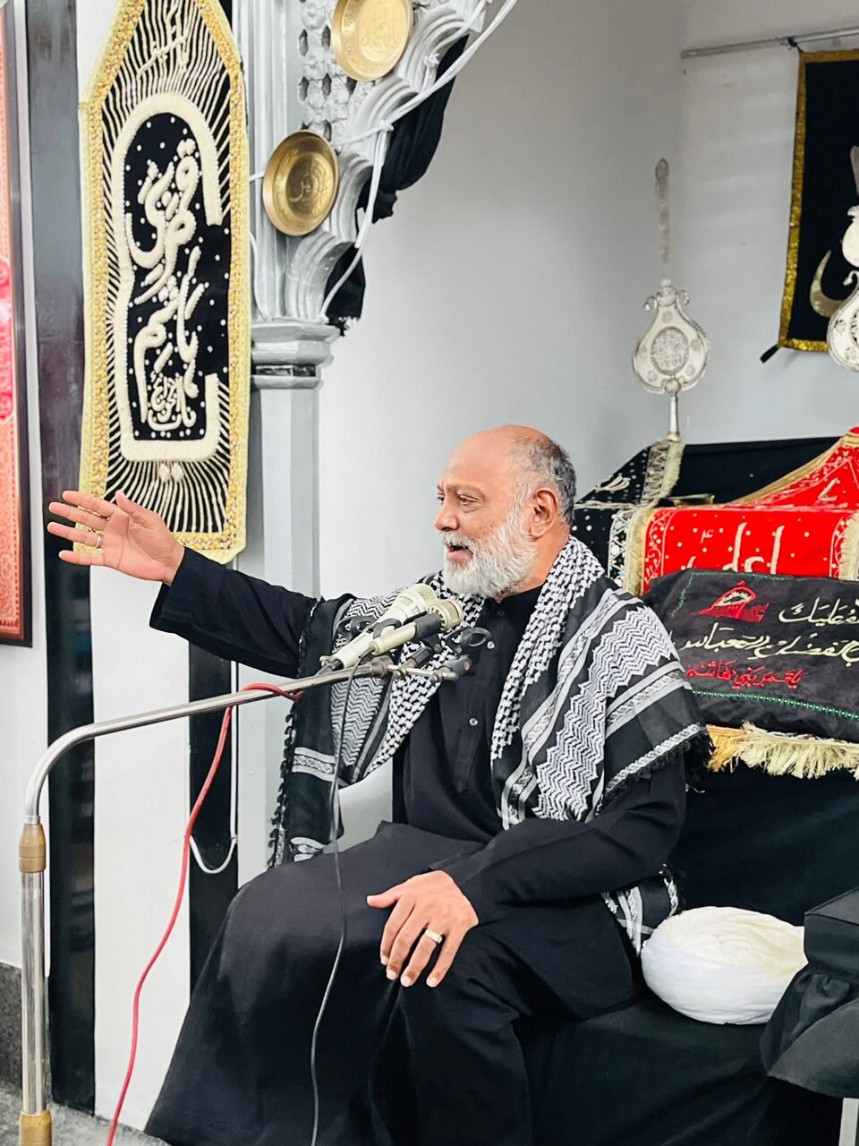 চট্টগ্রামের সদরঘাট ইমামবাড়ায় জুমার নামাজ, শোক মজলিস ও মিছিল অনুষ্ঠিত | ছবি