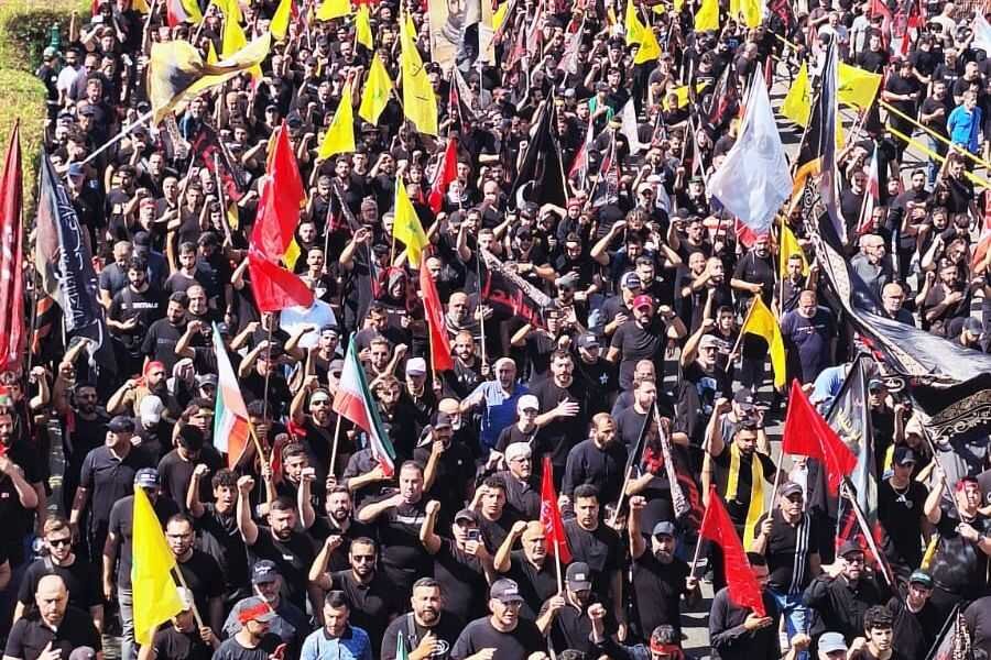 Des dizaines de milliers de fidèles commémorent l’Achoura aux côtés du mausolée du martyr Sayyed Hassan Nasrallah
