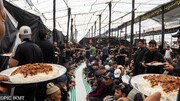 फ़ोटो / कारगिल में 11 मुहर्रम के अवसर पर अज़ादारों-ए-हुसैनी के बीच नियाज़ वितरित