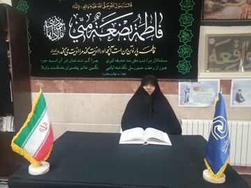 طلاب خواهر در خط مقدم جهاد تبیین هستند