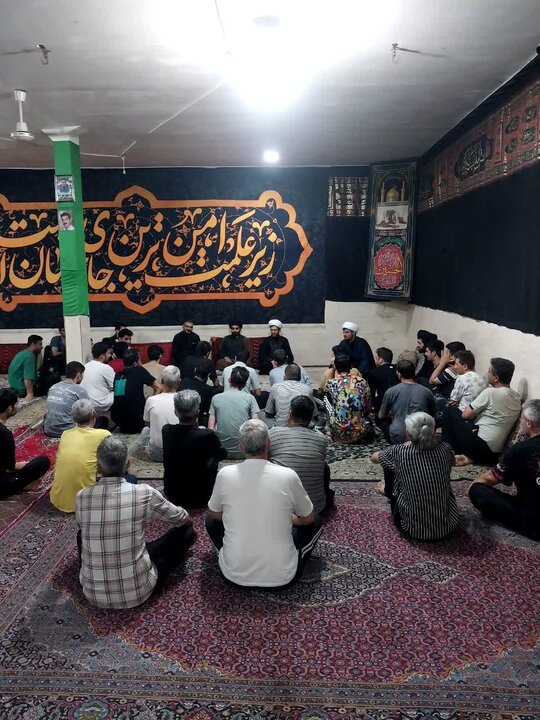 گزارش تصویری/ فعالیت معاونت تبلیغ مدرسه علمیه حقانی در دهه اول محرم در شهر ورامین