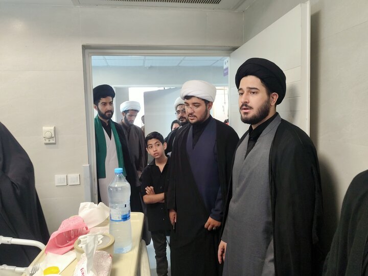 گزارش تصویری/ فعالیت معاونت تبلیغ مدرسه علمیه حقانی در دهه اول محرم در شهر ورامین
