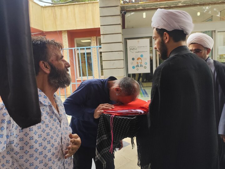 گزارش تصویری/ فعالیت معاونت تبلیغ مدرسه علمیه حقانی در دهه اول محرم در شهر ورامین