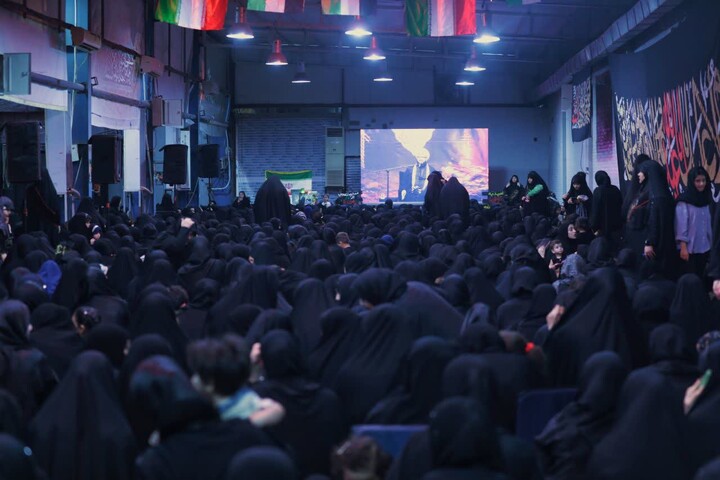 عزاداری باشکوه مردم اهواز همراه با کاروان زینبی