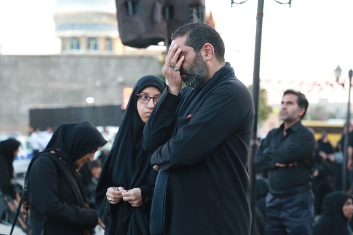 تصاویر/ مراسم سینه‌زنی و دسته‌روی هیئت‌های حسینی سمنان با عنوان «کاروان بصیرت عاشورایی»