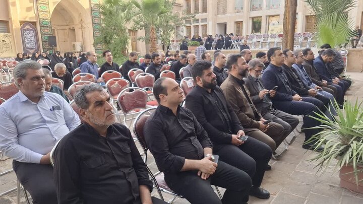 تصاویر/ مراسم معنوی «میراث مرثیه» همزمان با ایام سوگواری حضرت اباعبدالله الحسین(ع) در  کاشان